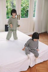 ［onu］Waffle stripe jogger pants