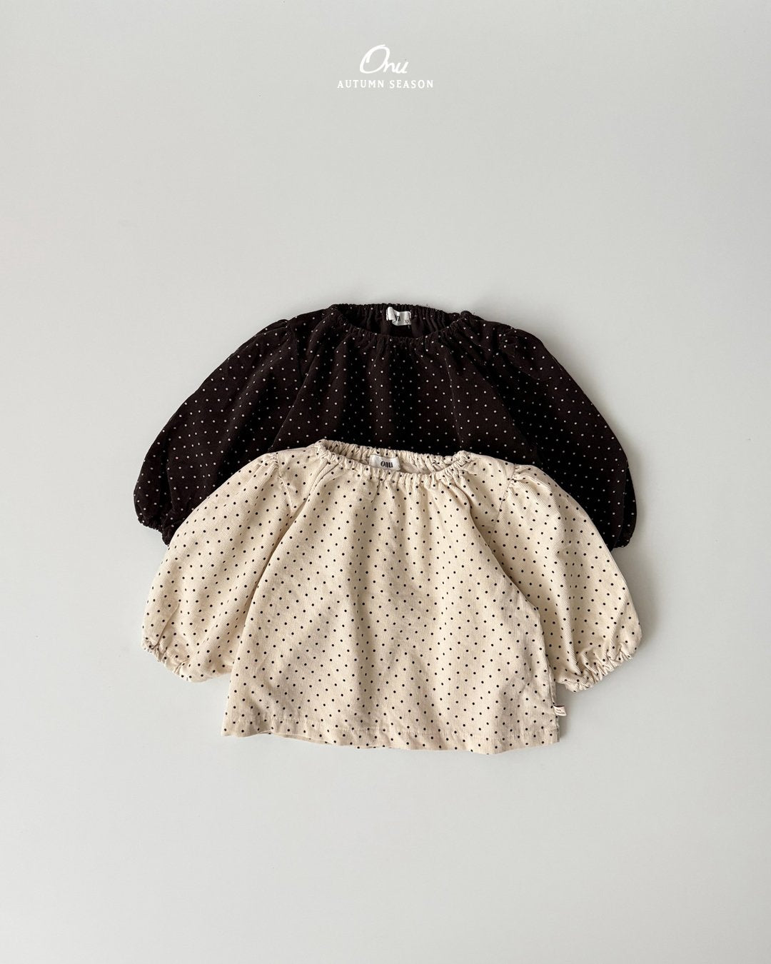 ［onu］Dot shirring blouse