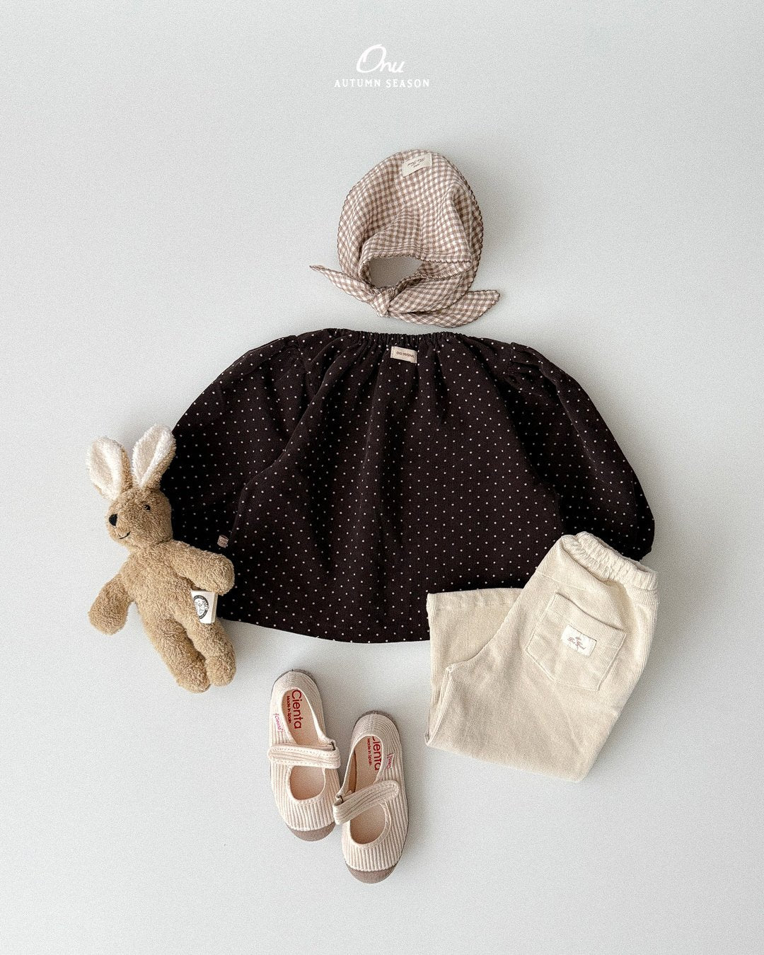 ［onu］Dot shirring blouse