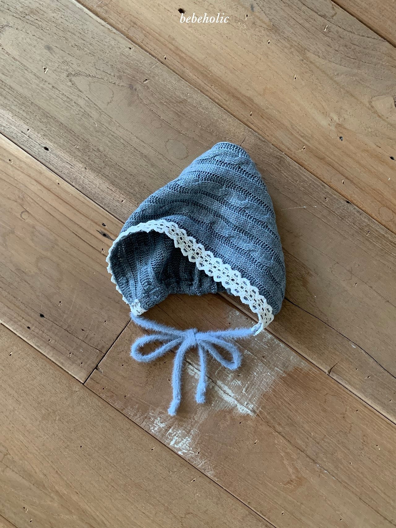 ［bebe holic］Twist knit bonnet