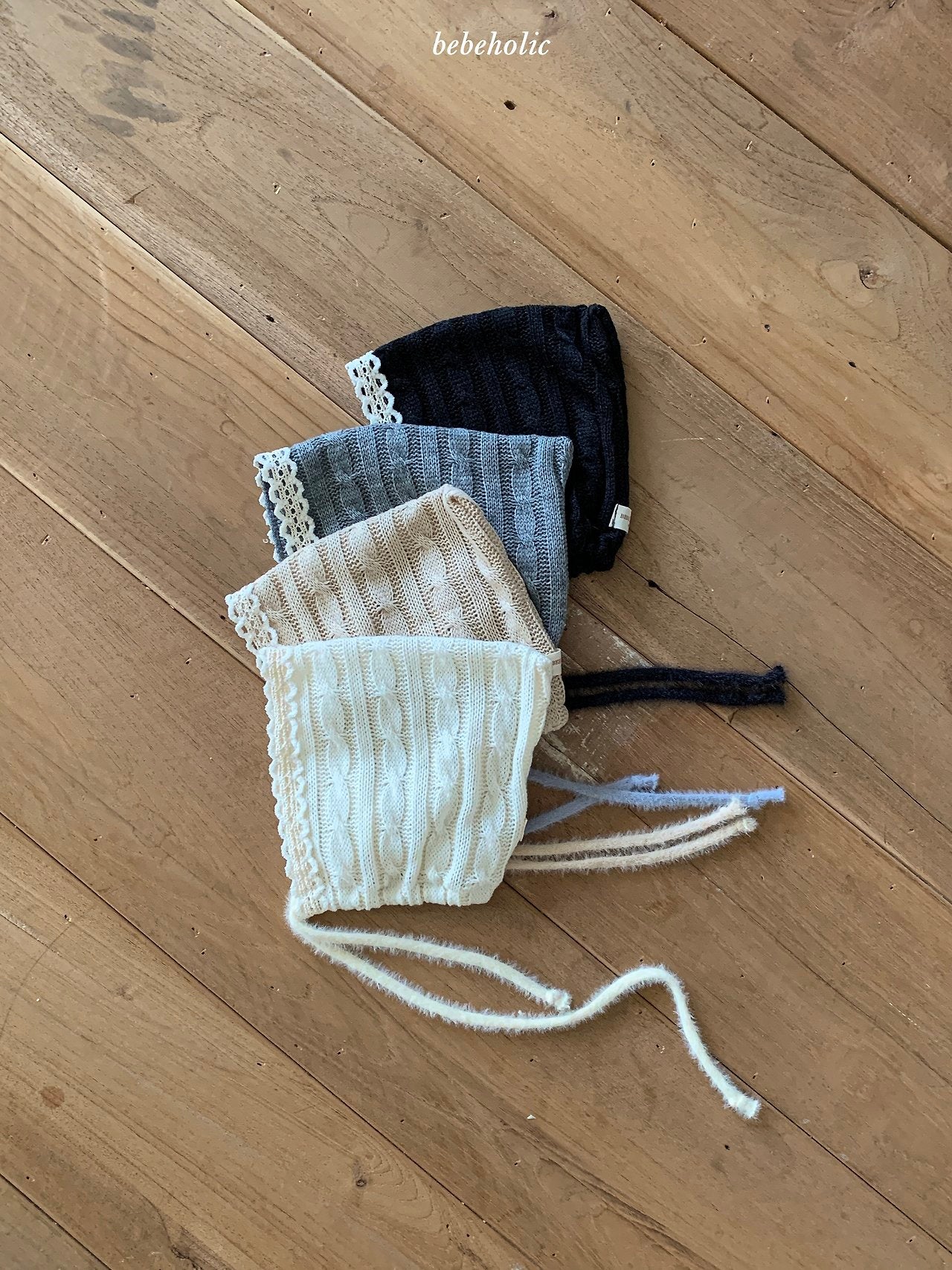 ［bebe holic］Twist knit bonnet