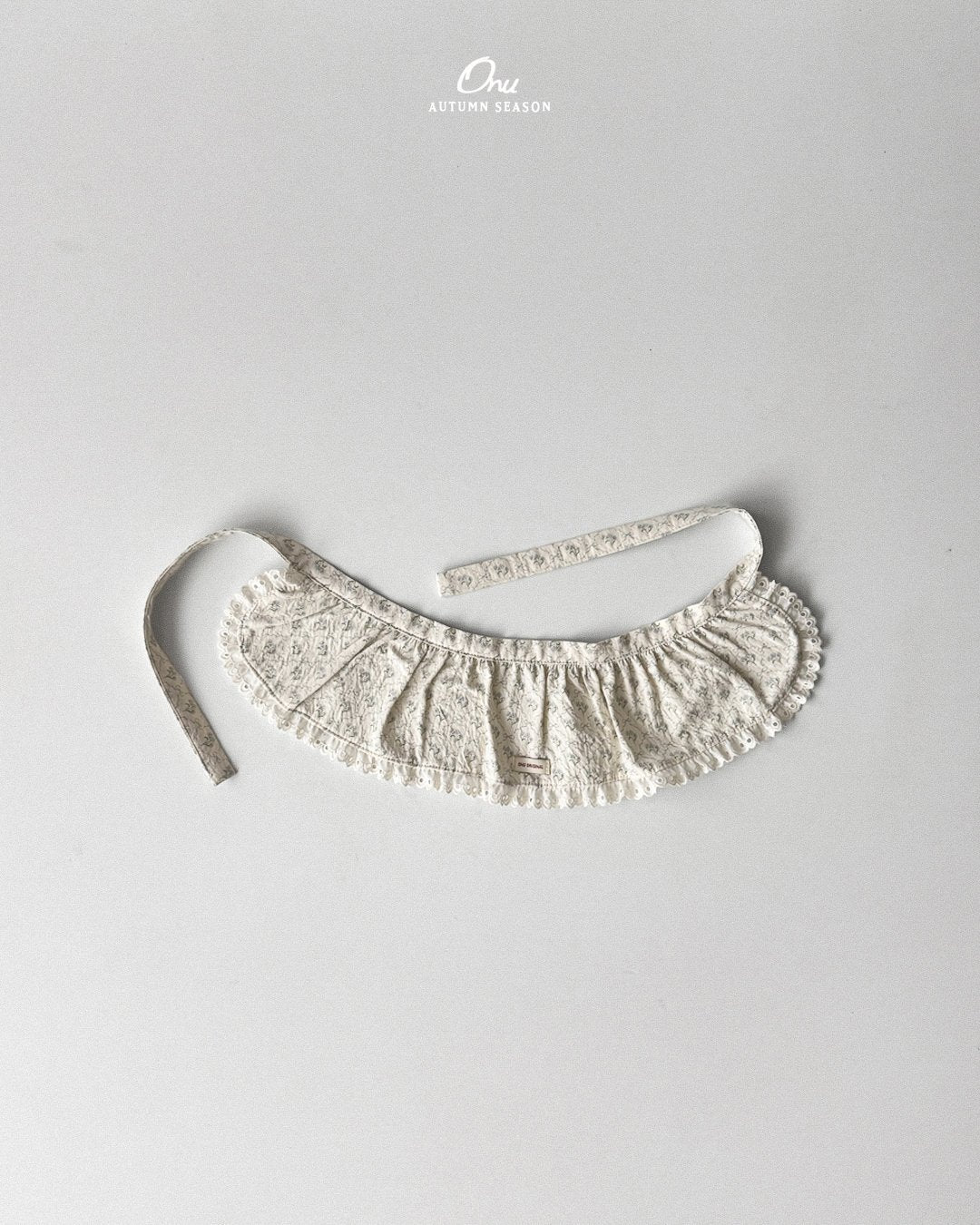 ［onu］Shirring apron