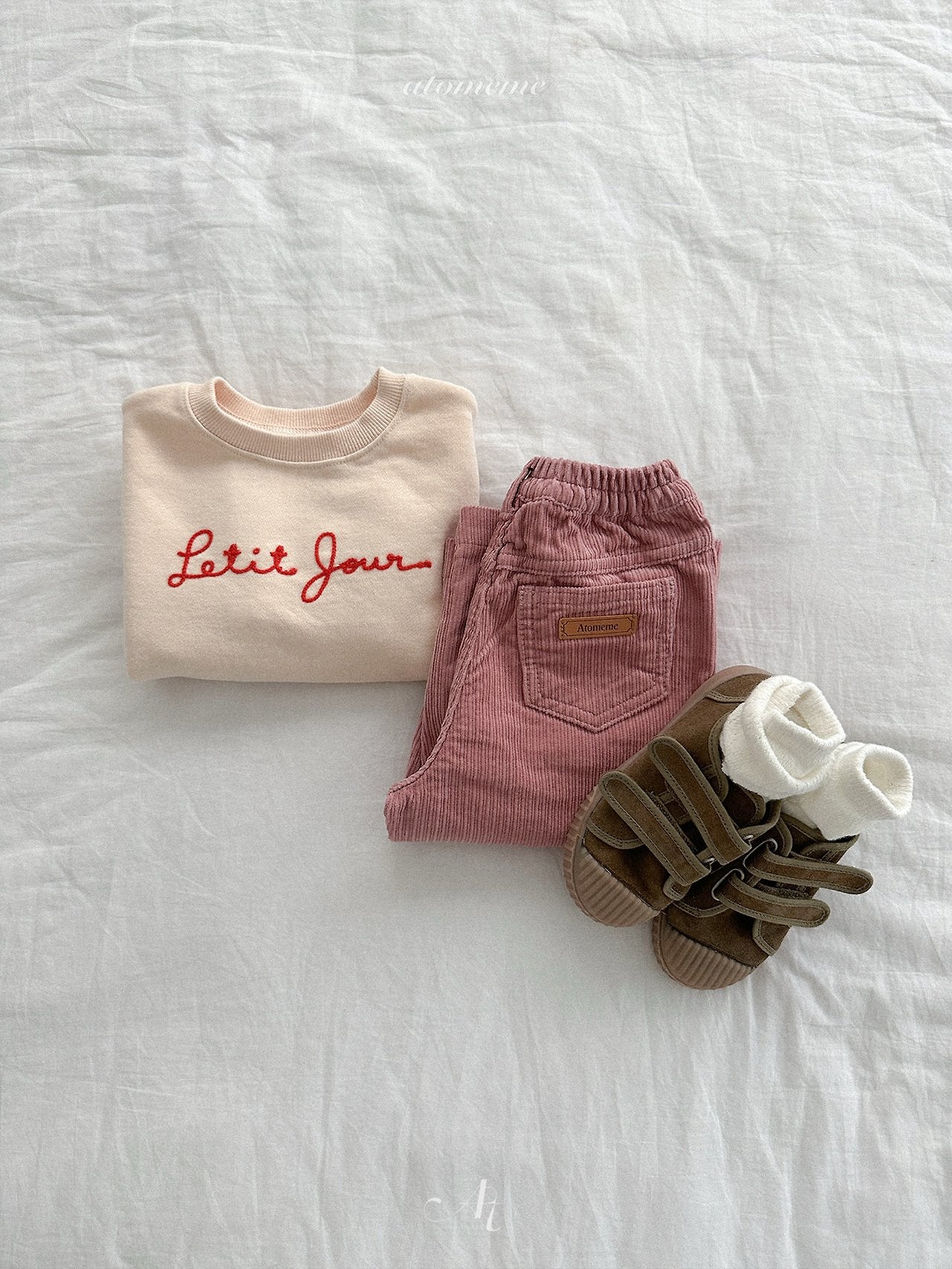 ［atomeme］Crepe Corduroy Pants