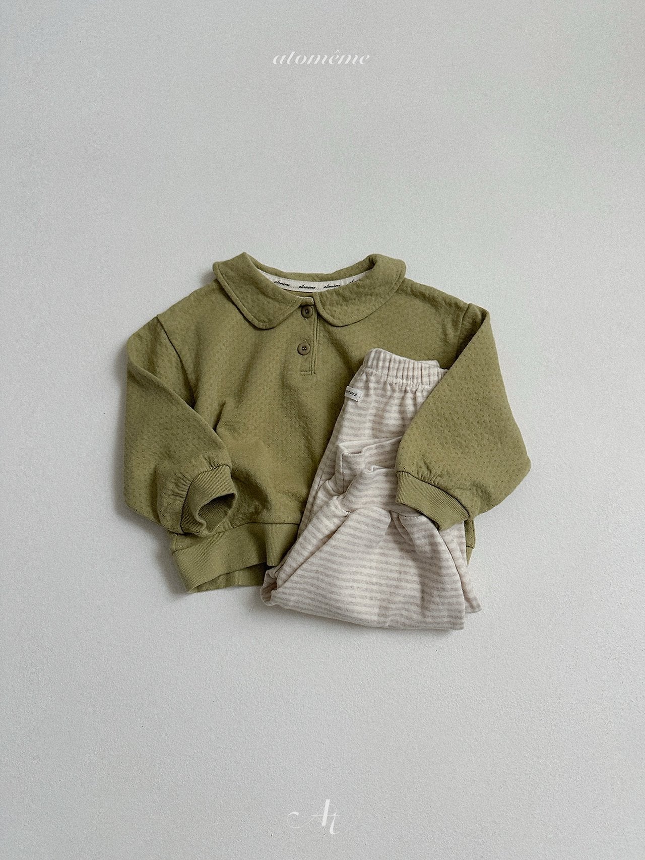 ［atomeme］Butter Collar Sweatshirt