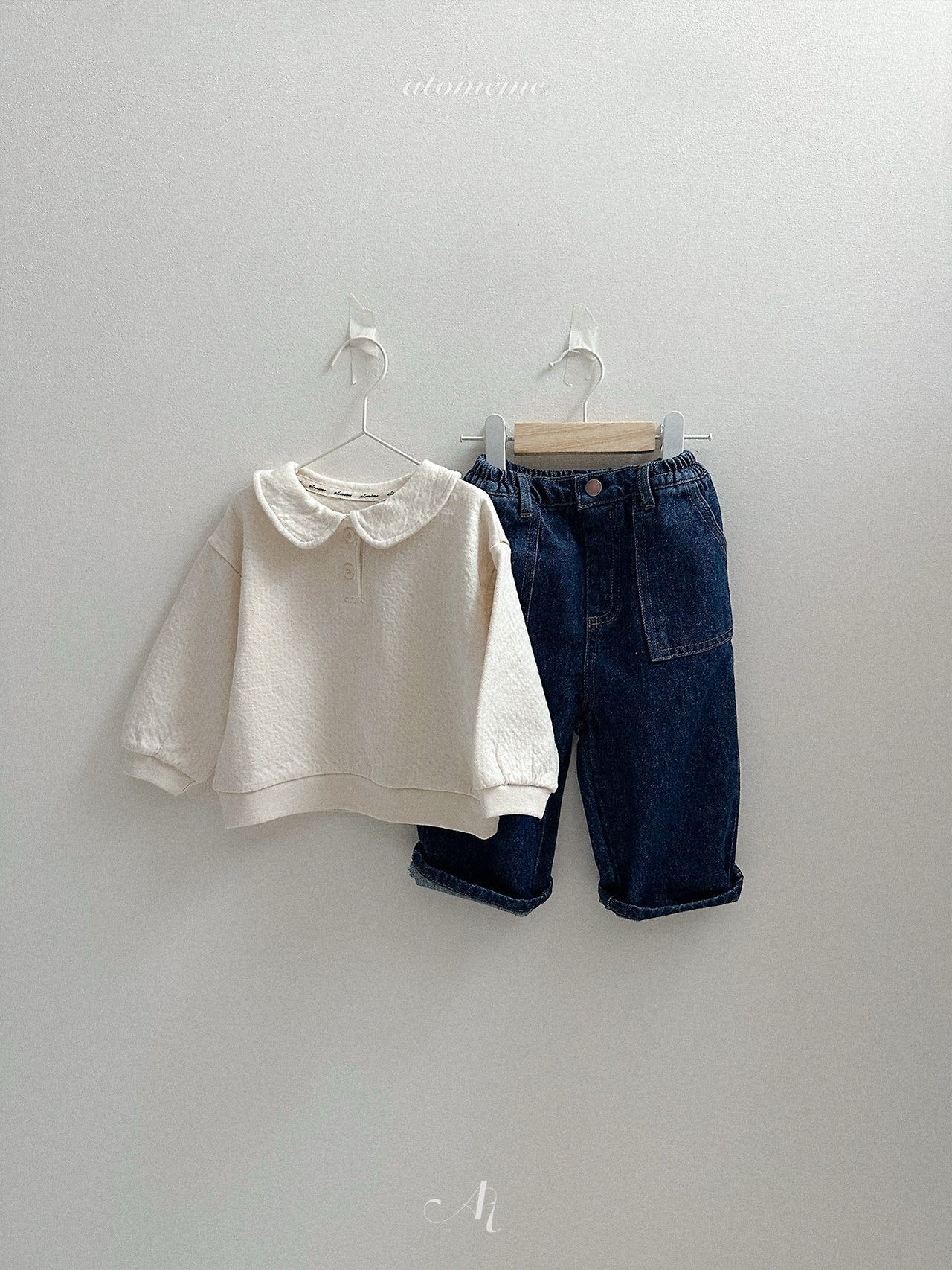 ［atomeme］Butter Collar Sweatshirt
