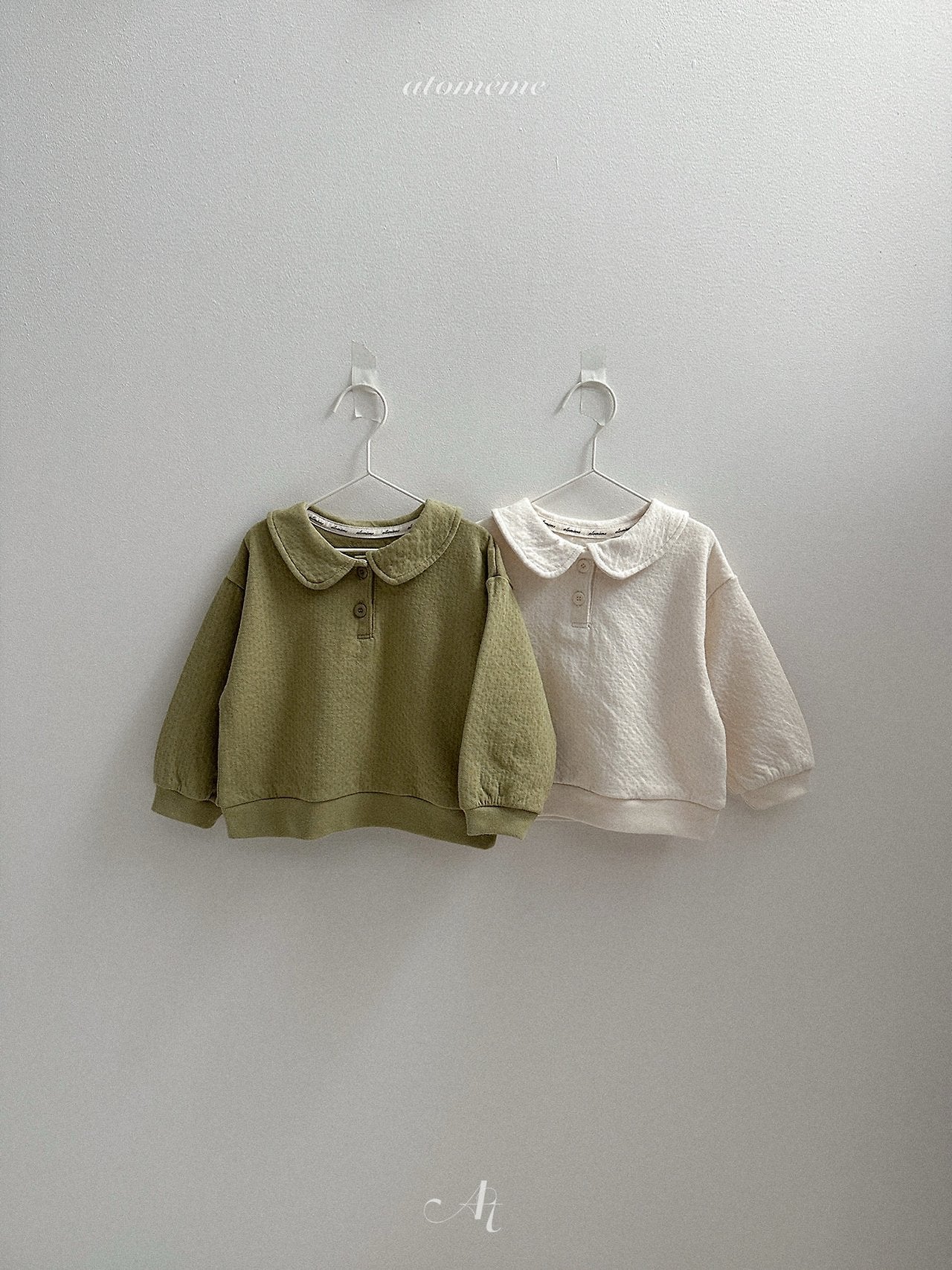 ［atomeme］Butter Collar Sweatshirt