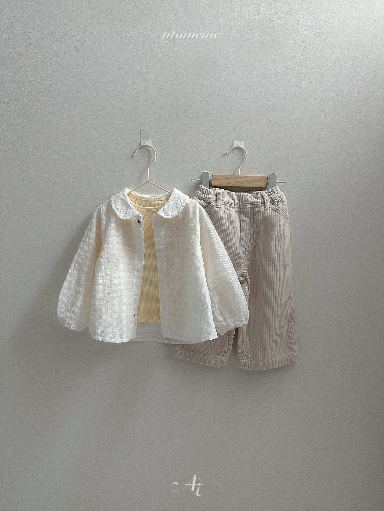 ［atomeme］Cherry Collar Blouse