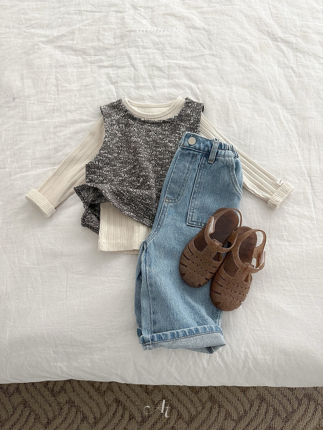 ［atomeme］Nut Wool Vest