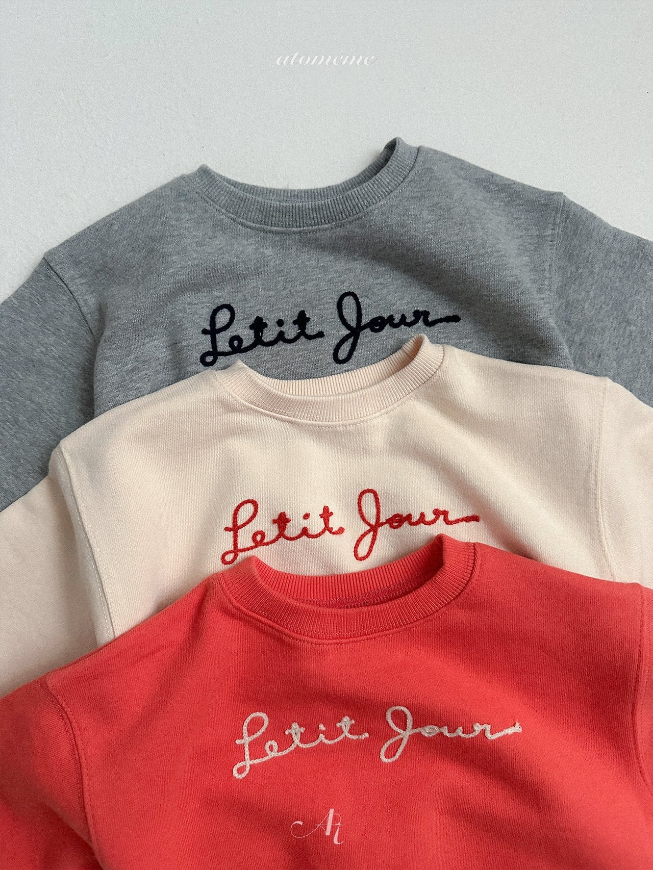 ［atomeme］Petit Jour Sweatshirt