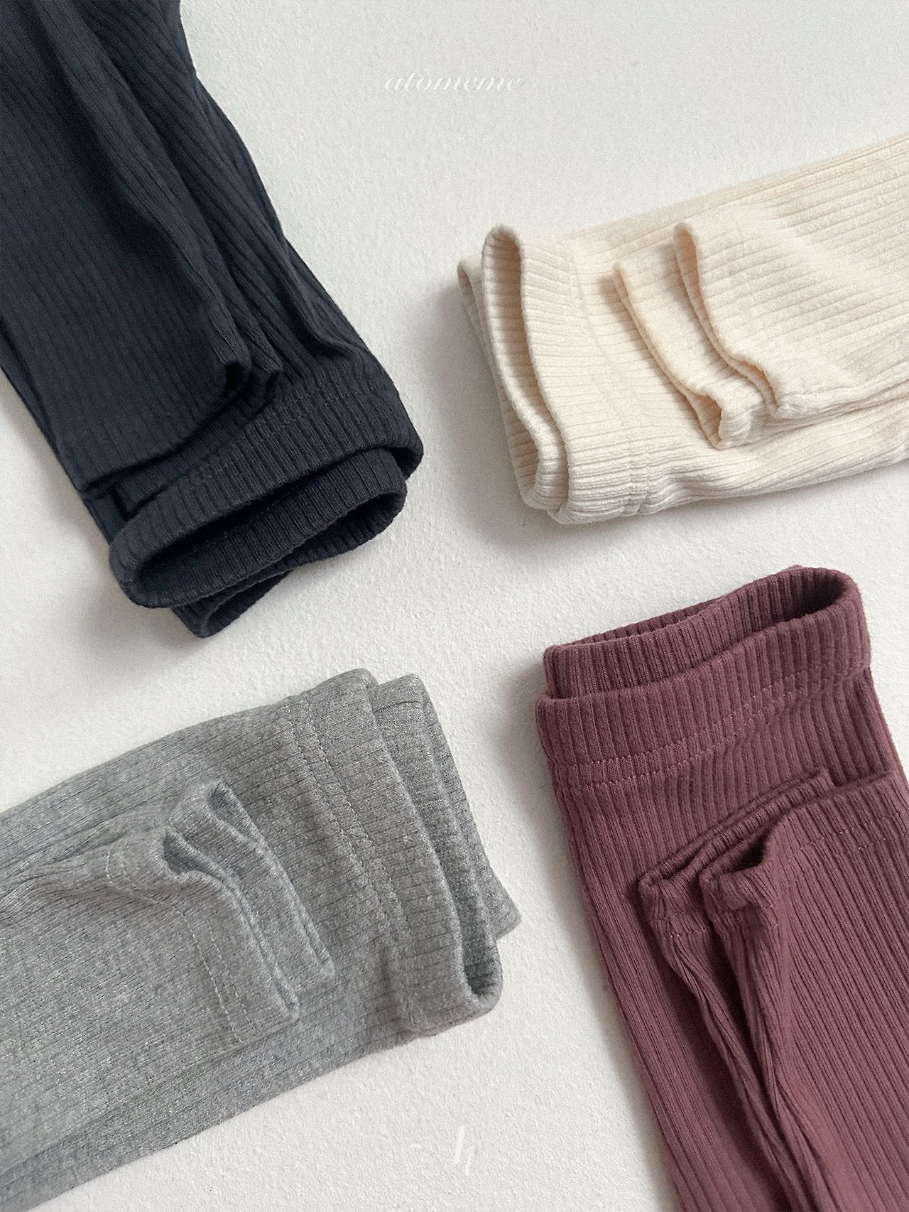 ［atomeme］Milky Rib Leggings