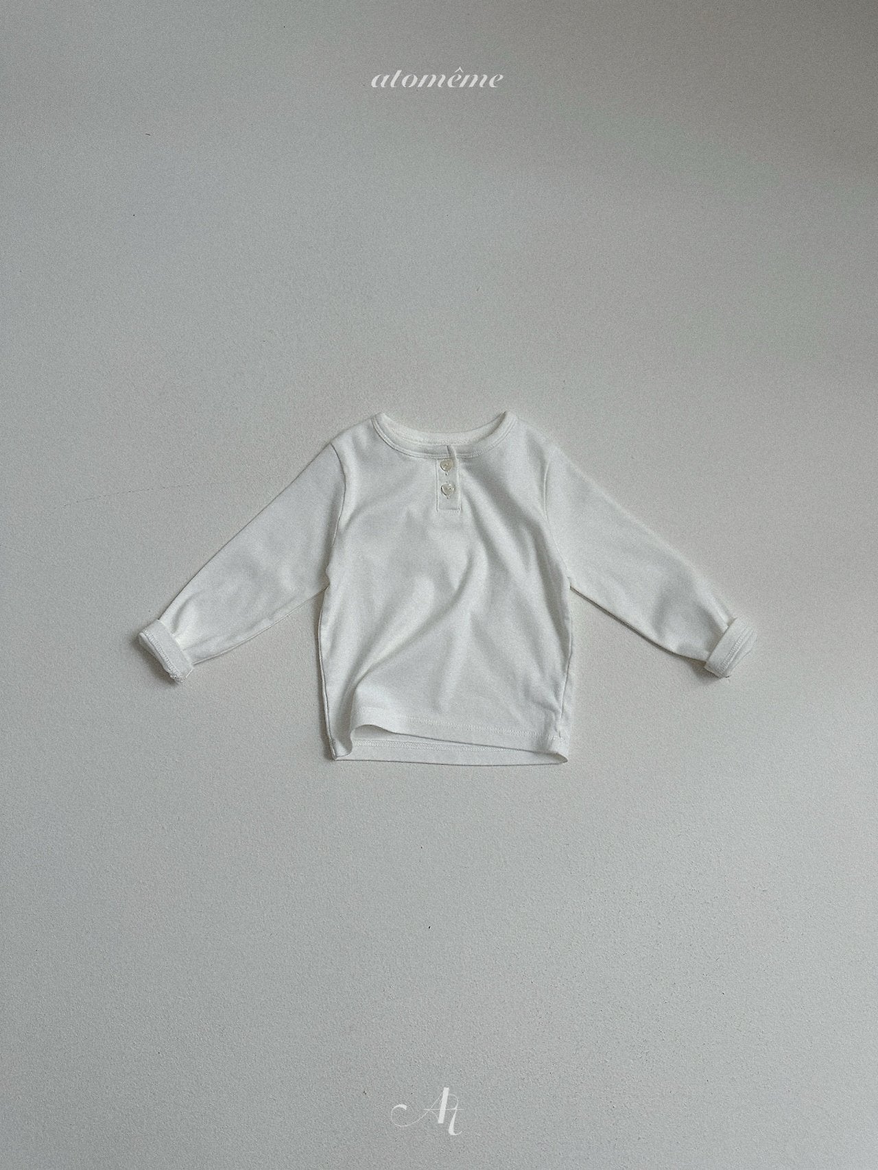 ［atomeme］More Heart Button Tee