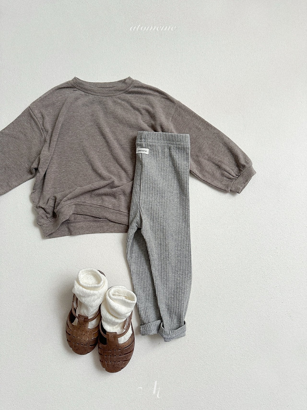 ［atomeme］Ove Sweatshirt