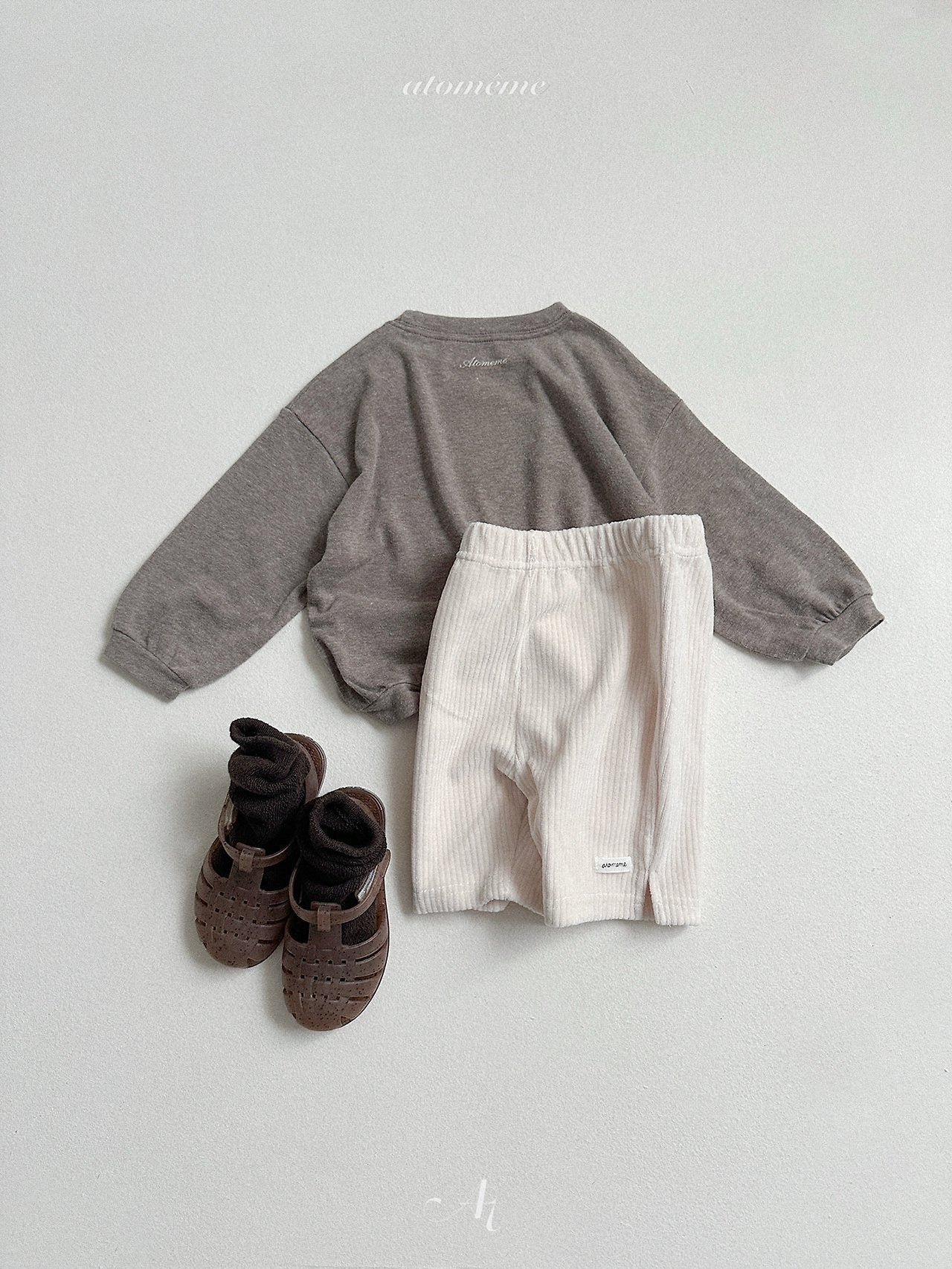 ［atomeme］Ove Sweatshirt