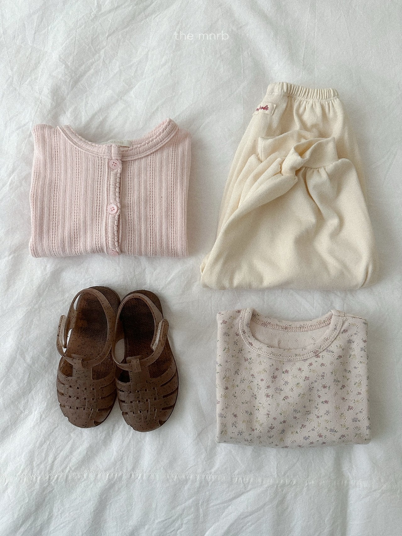 ［minirobe］Cotton Eyelet Flower Tee