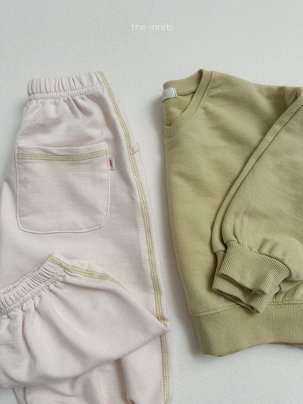 ［minirobe］Contrast Trim Jogger Pants