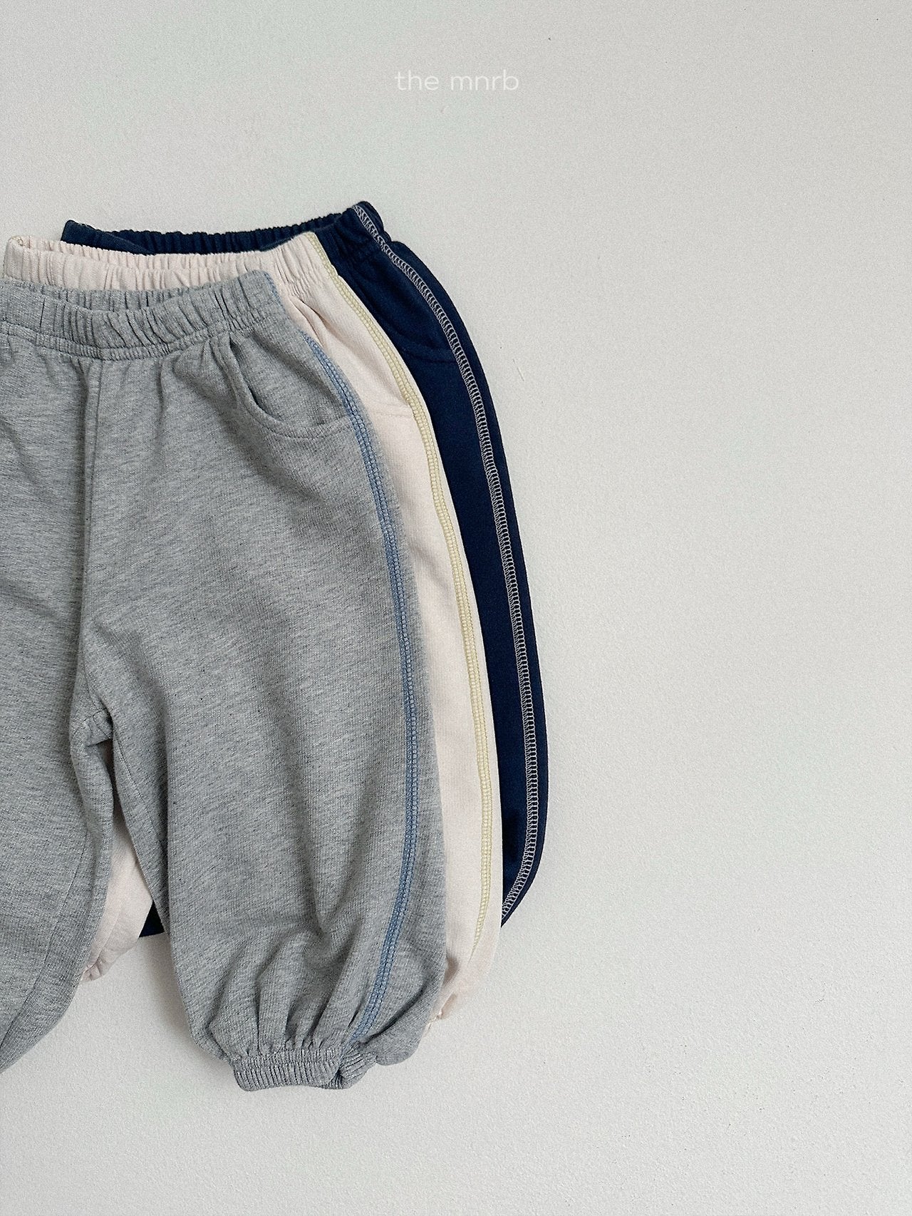 ［minirobe］Contrast Trim Jogger Pants