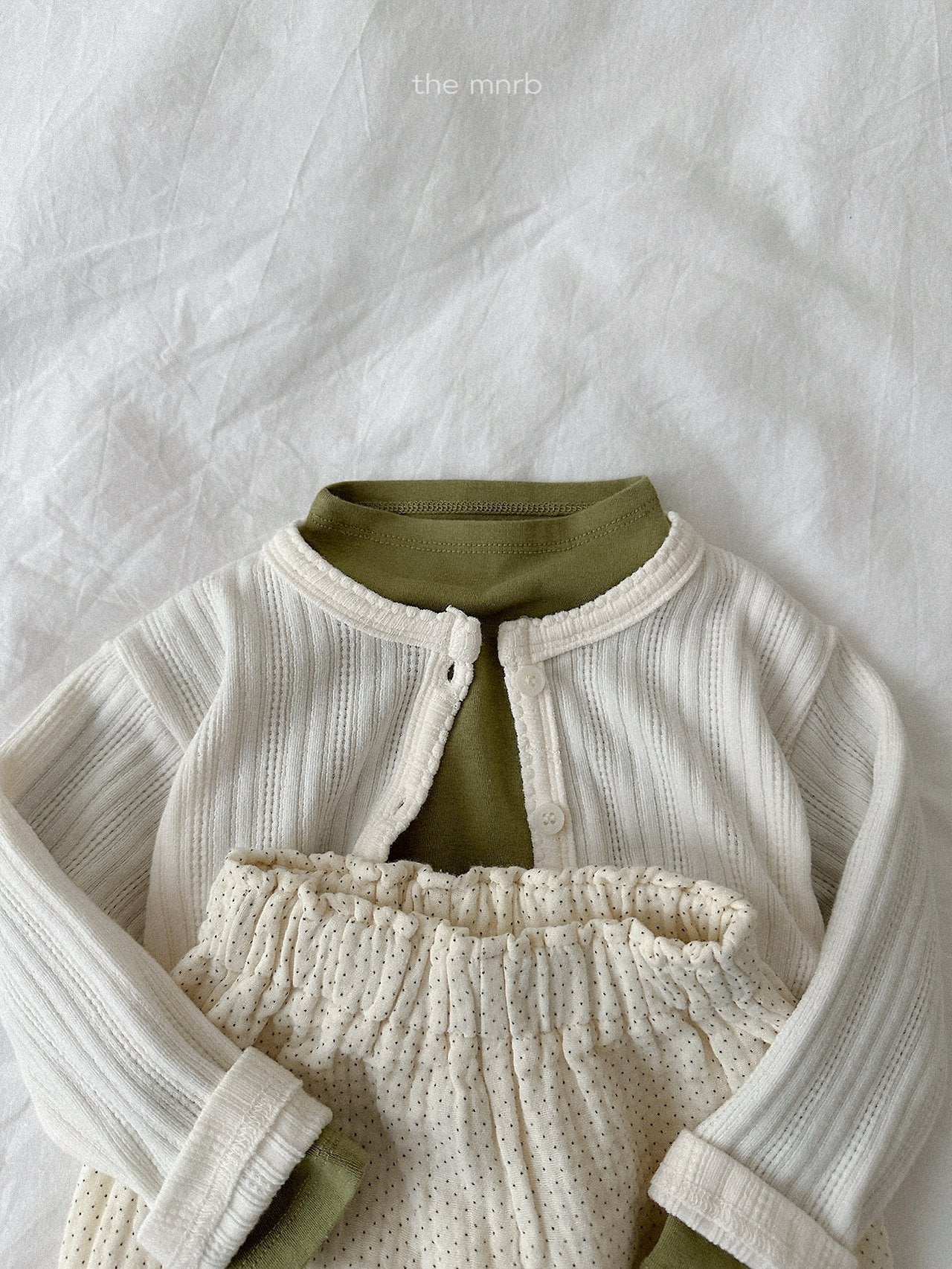 ［minirobe］Blossom Half Turtleneck Tee