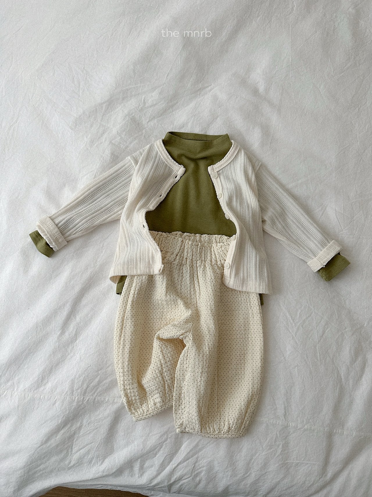 ［minirobe］Blossom Half Turtleneck Tee