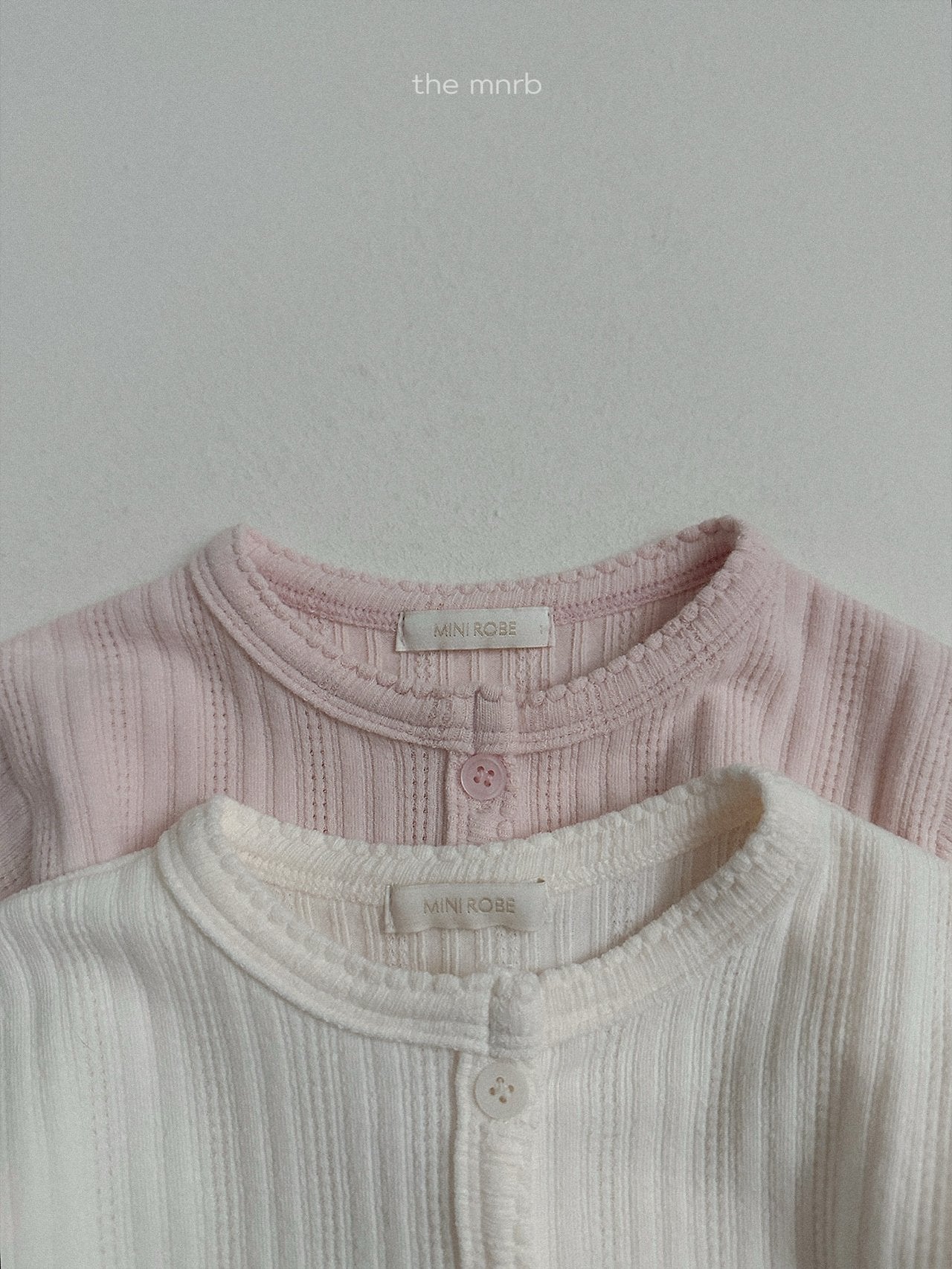 ［minirobe］Eyelet Cardigan