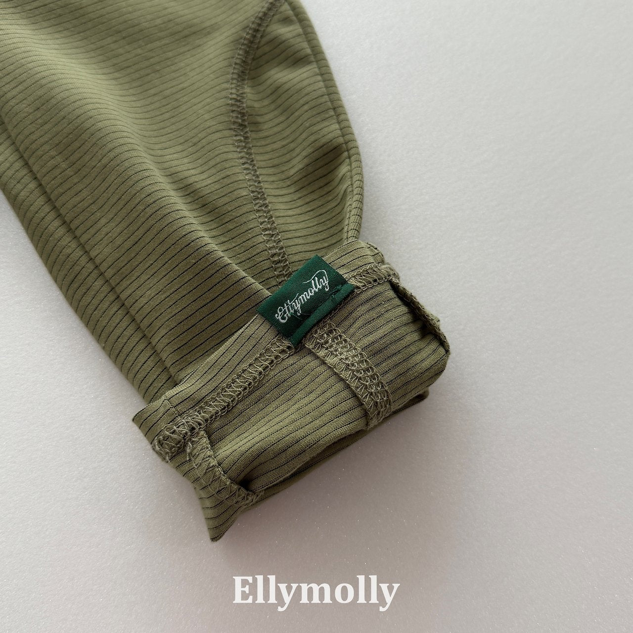 ［ELLY MOLLY］Soft motion leggings