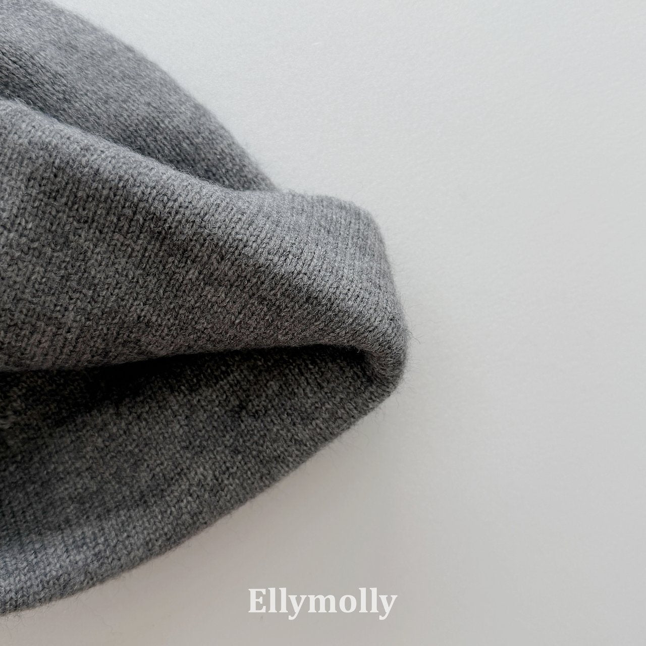 ［ELLY MOLLY］Husky pompom beanire