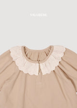 ［valubebe］Lace collar frill blouse