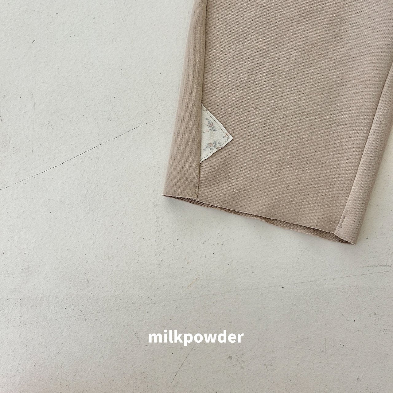 ［milk powder］Mocha pants
