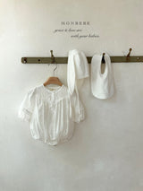 ［monbebe］Eyelet bunny cotton bonnet