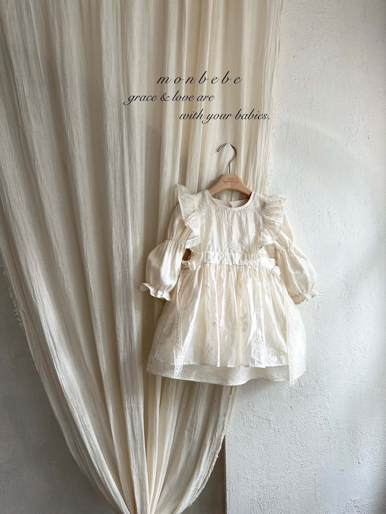 ［monbebe］Rose lace one-piece (kids)