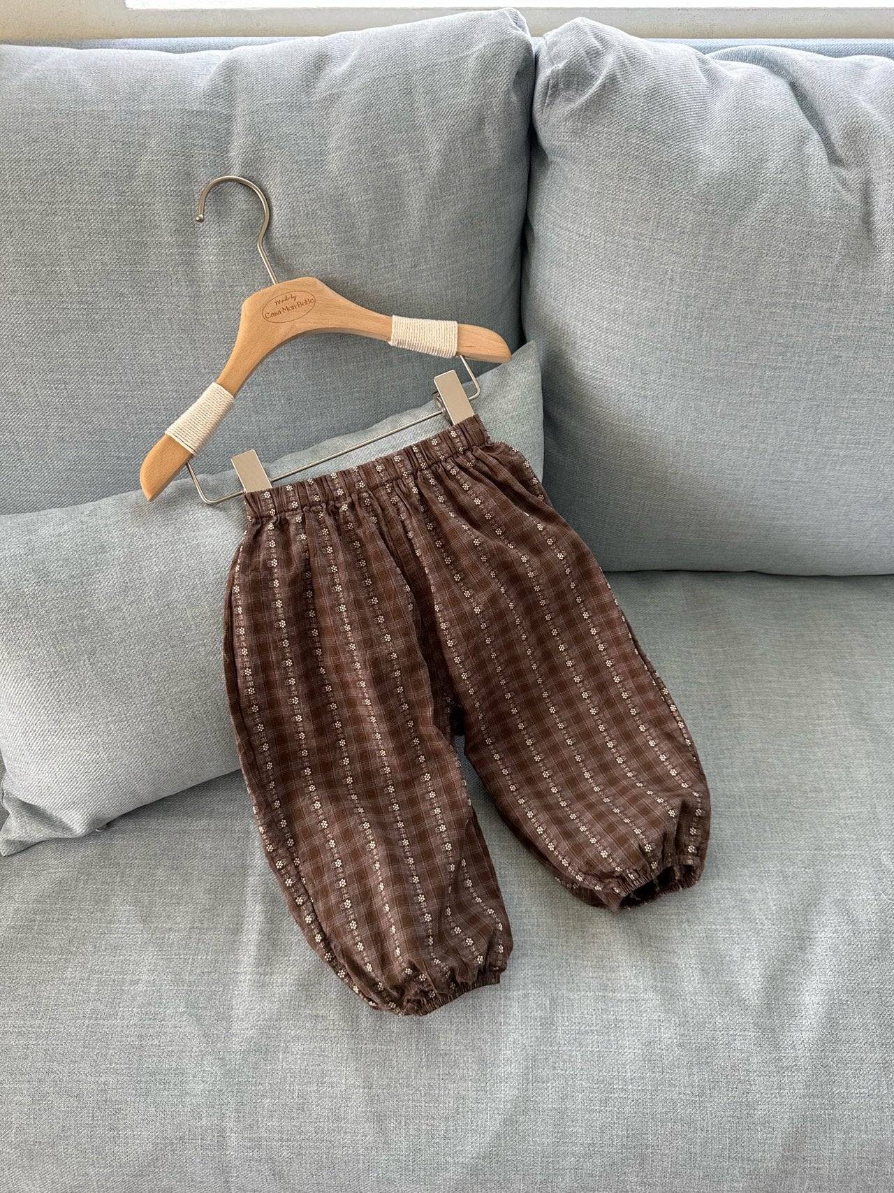 ［monbebe］Flower check jogger pants