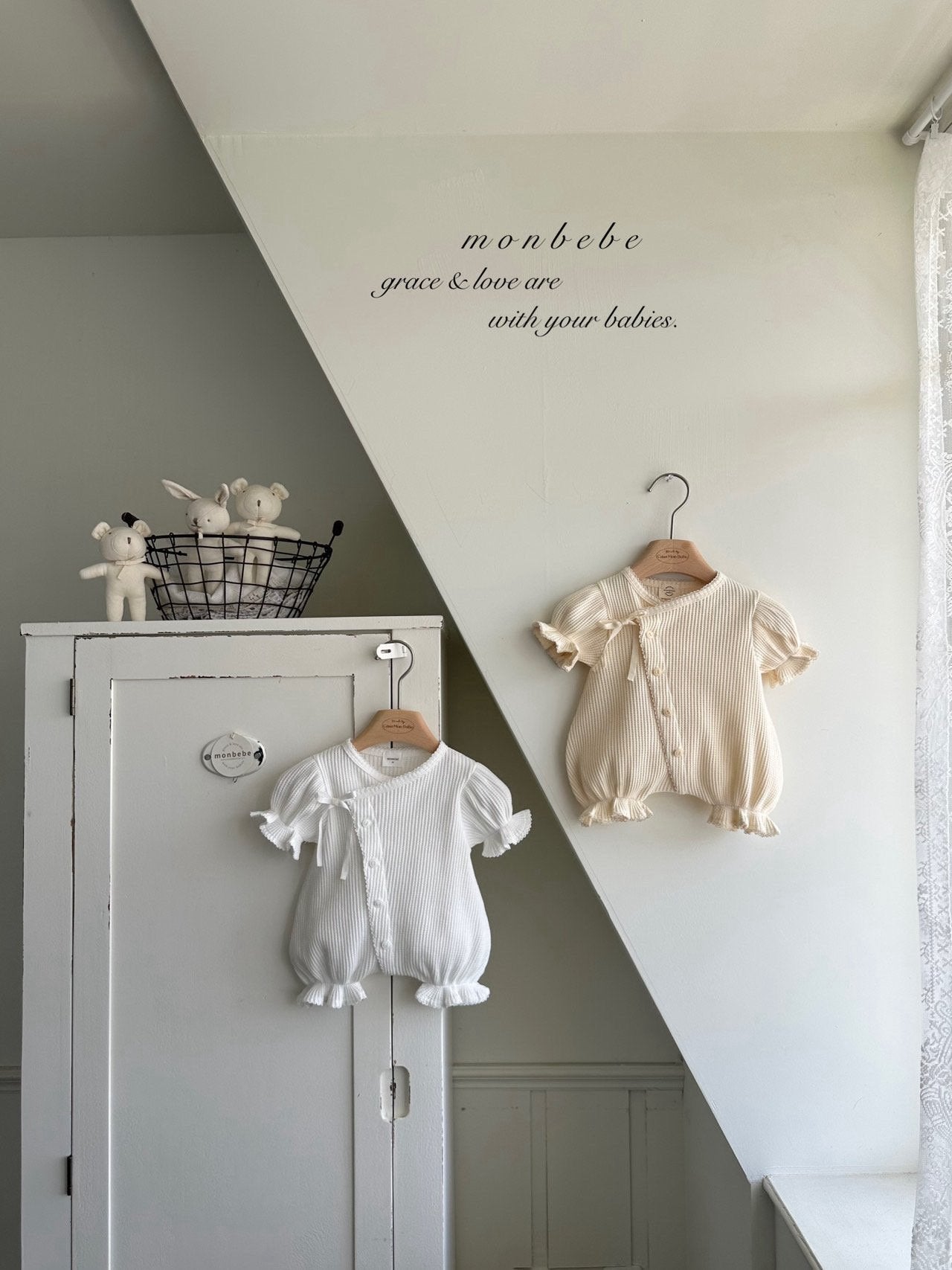 ［monbebe］Cream waffle newborn rompers set