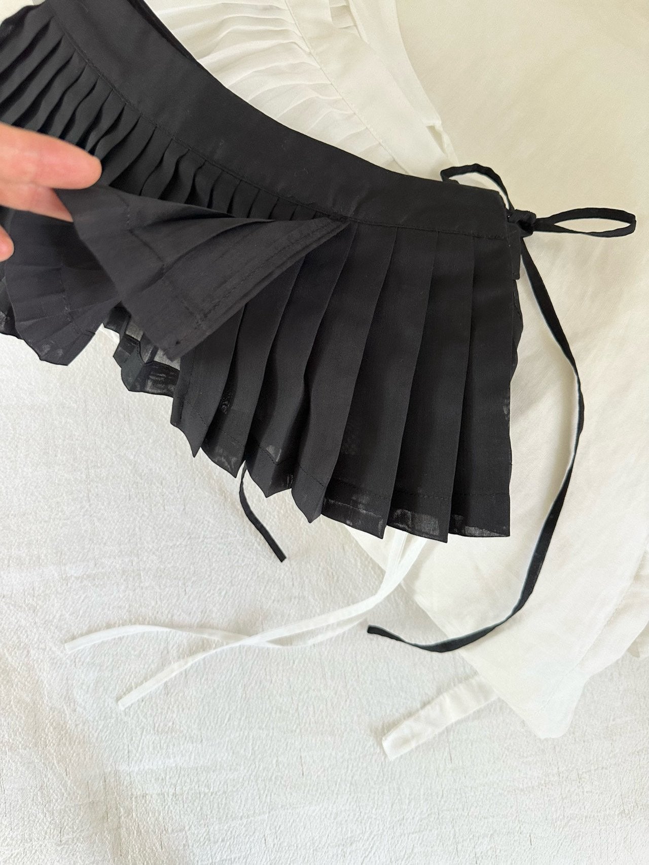 ［monbebe］Layered pleats apron (kids)