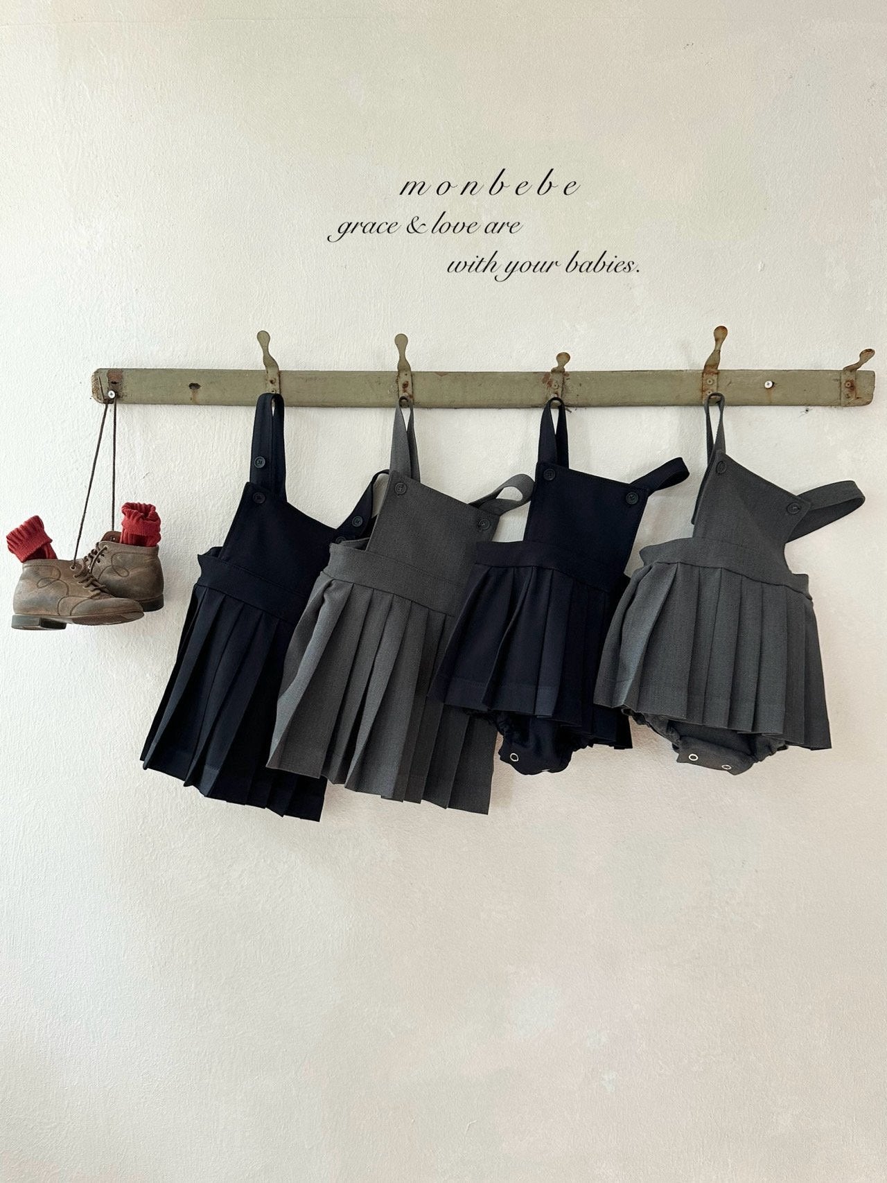 ［monbebe］Lui pleats suspender skirt