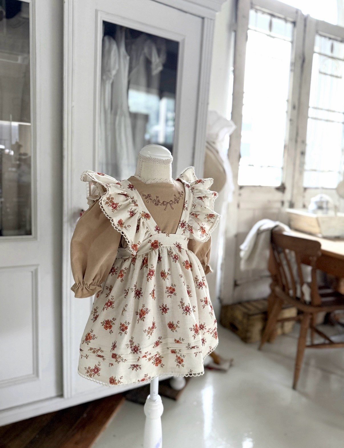 ［marron］Flower frill apron