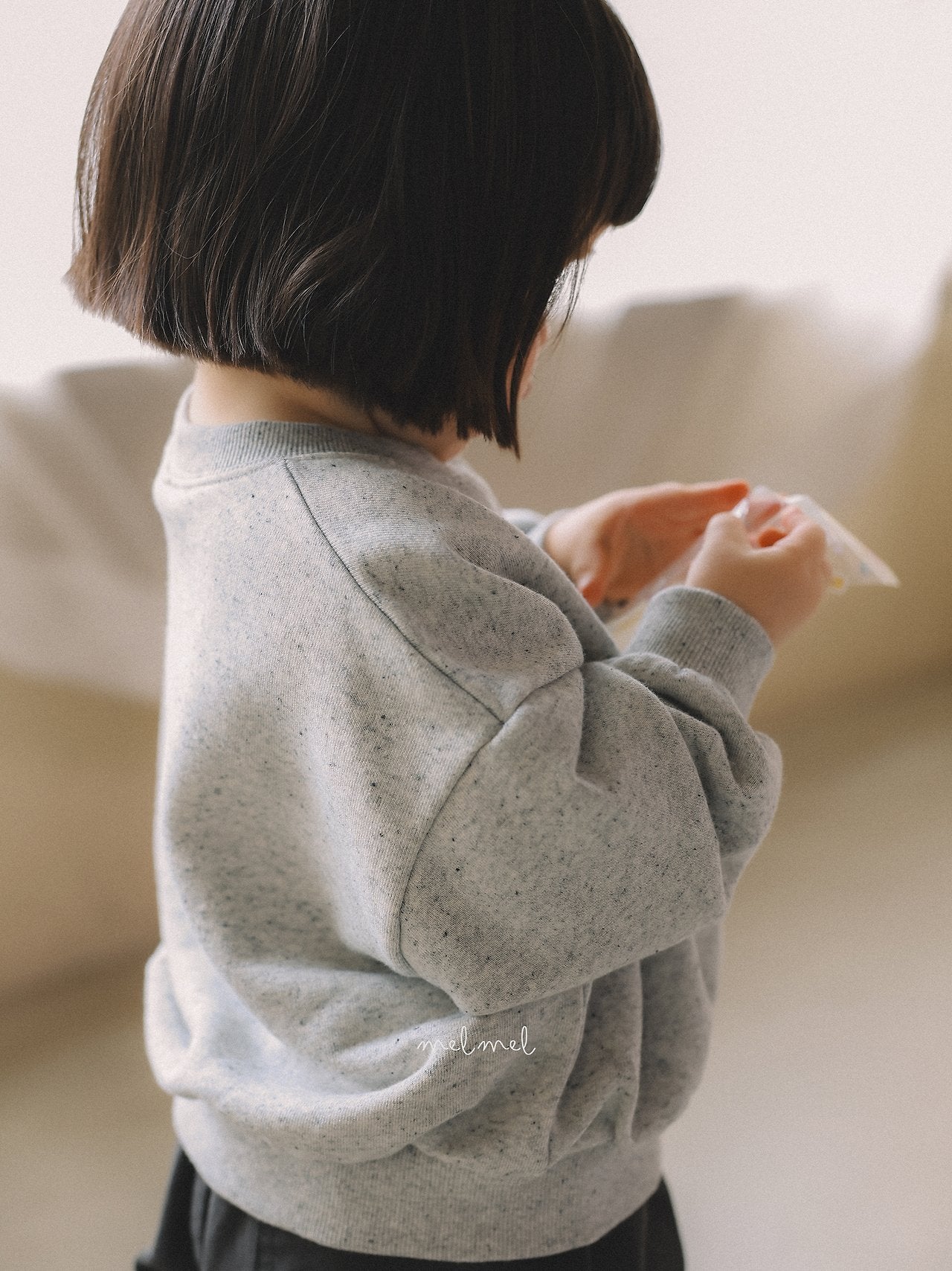 ［melmel］Nep Sweatshirt