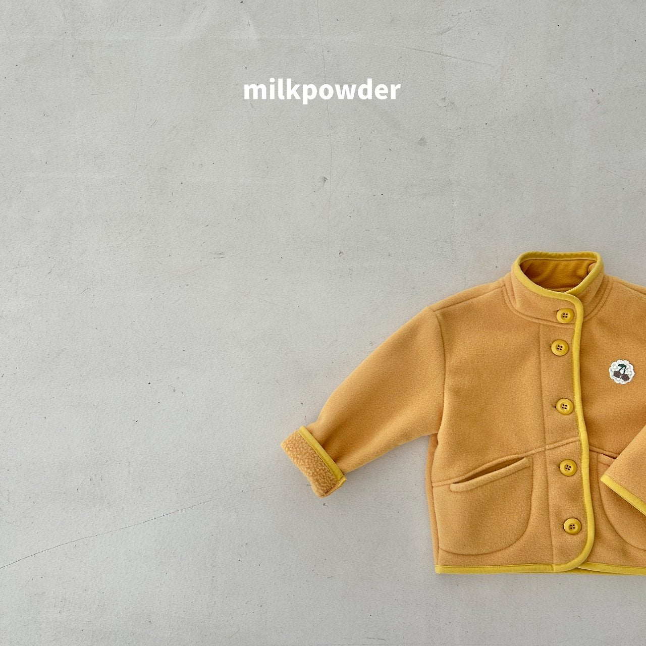 ［milk powder］Puff fleece jumper