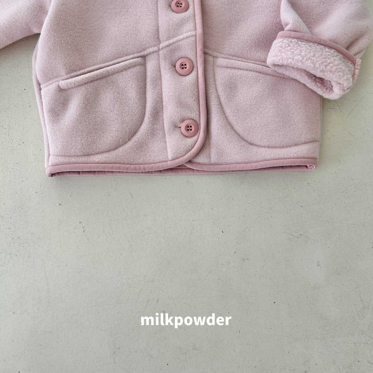 ［milk powder］Puff fleece jumper