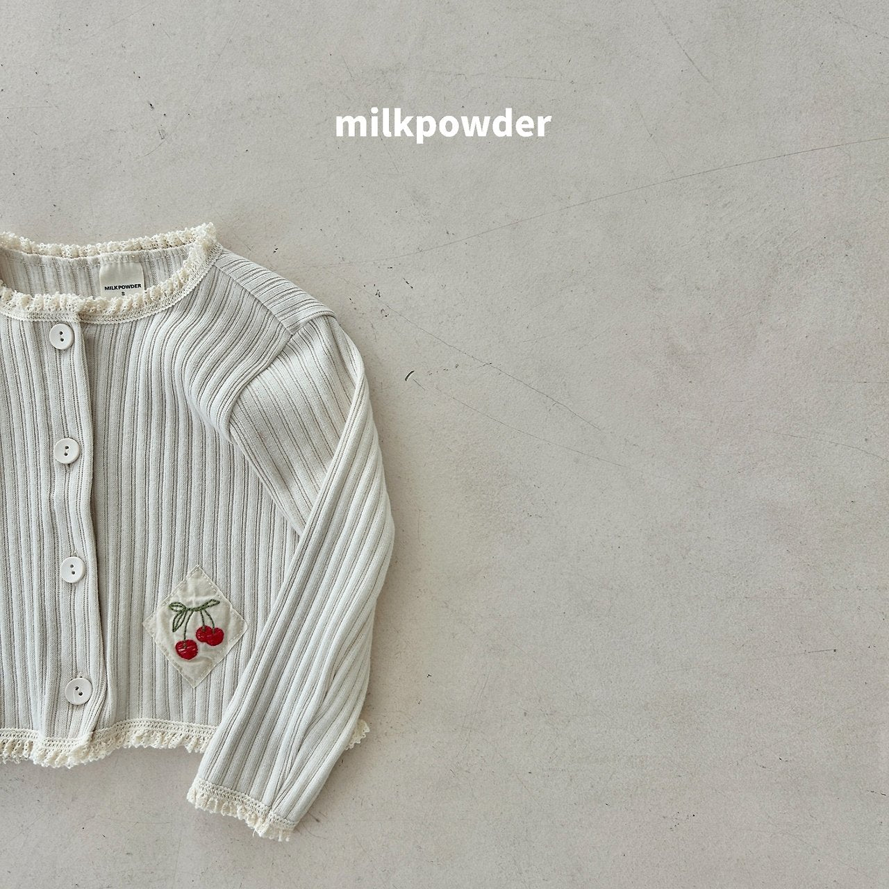 ［milk powder］Cherry cardigan