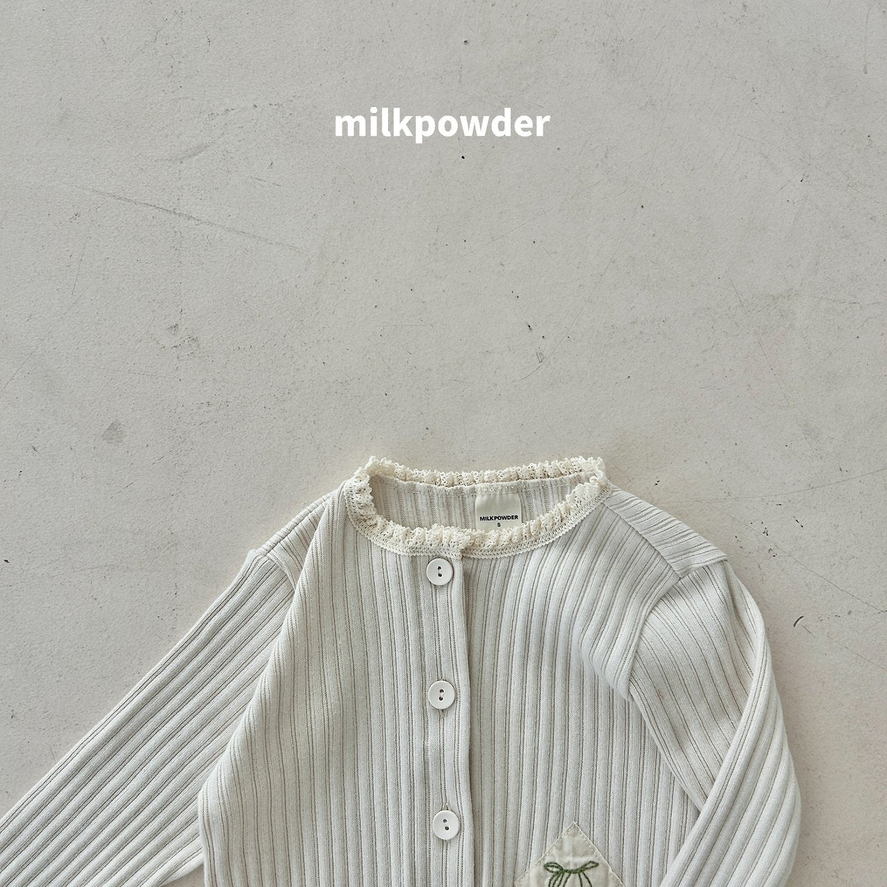 ［milk powder］Cherry cardigan