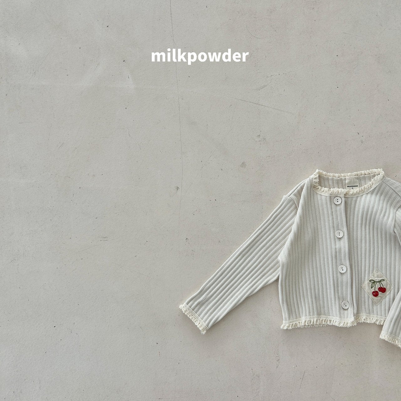 ［milk powder］Cherry cardigan