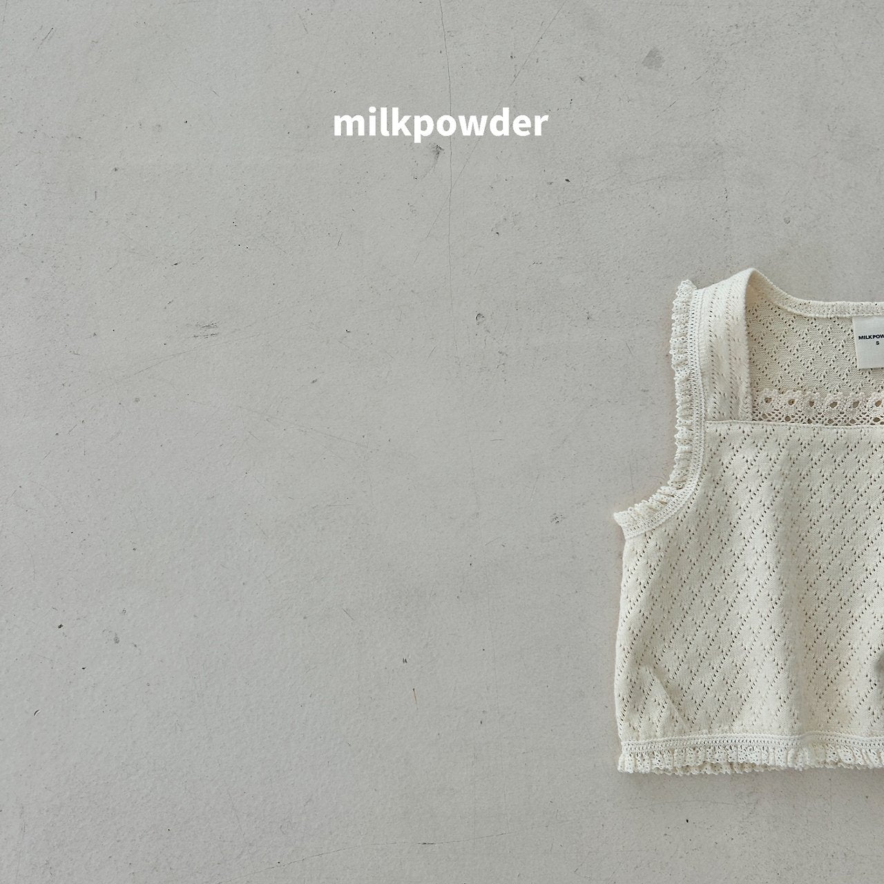 ［milk powder］Lime lace vest