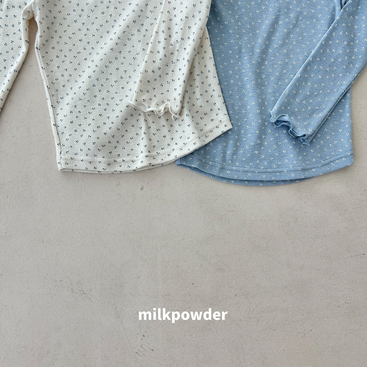 ［milk powder］Mellow flower tee