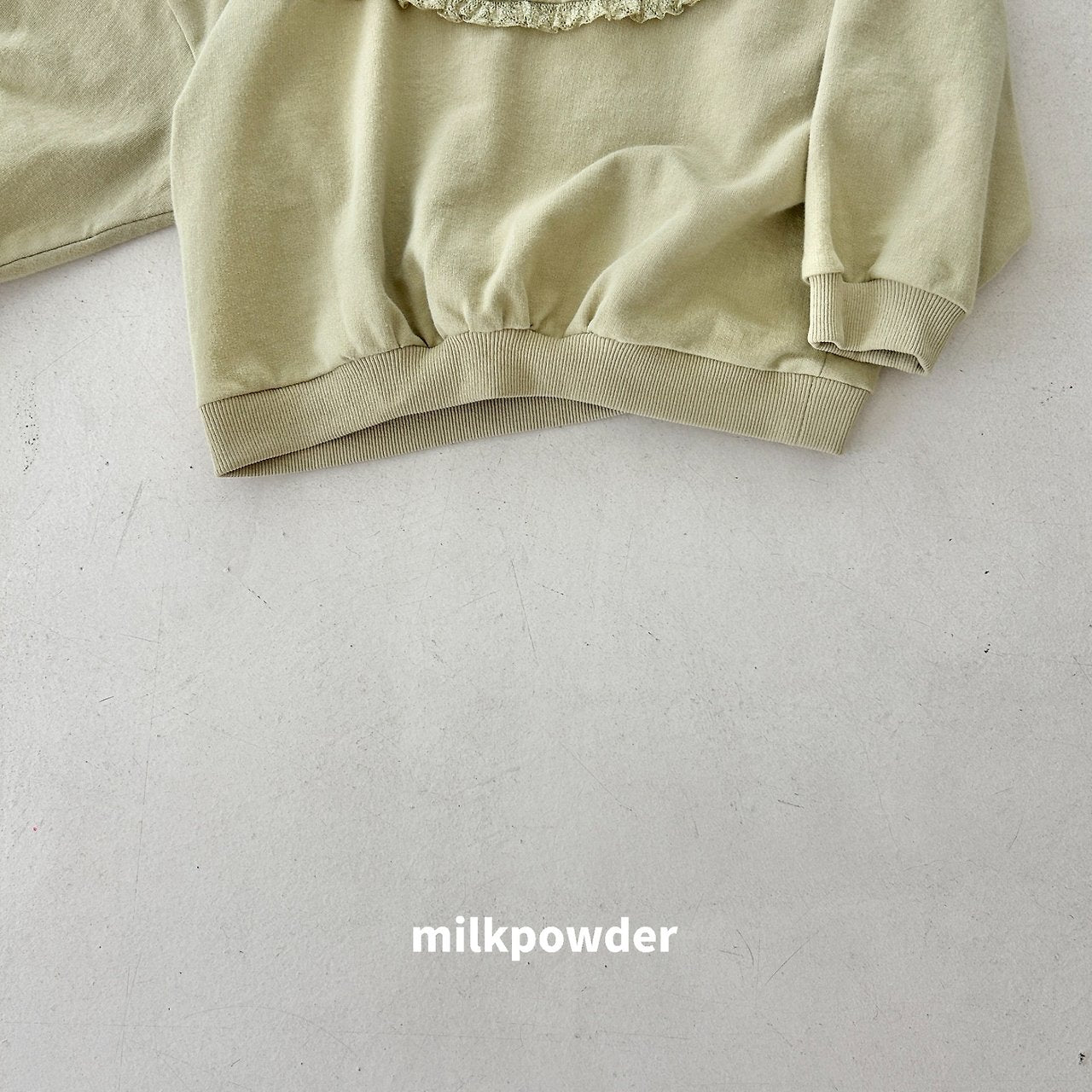［milk powder］Olive lace mtm