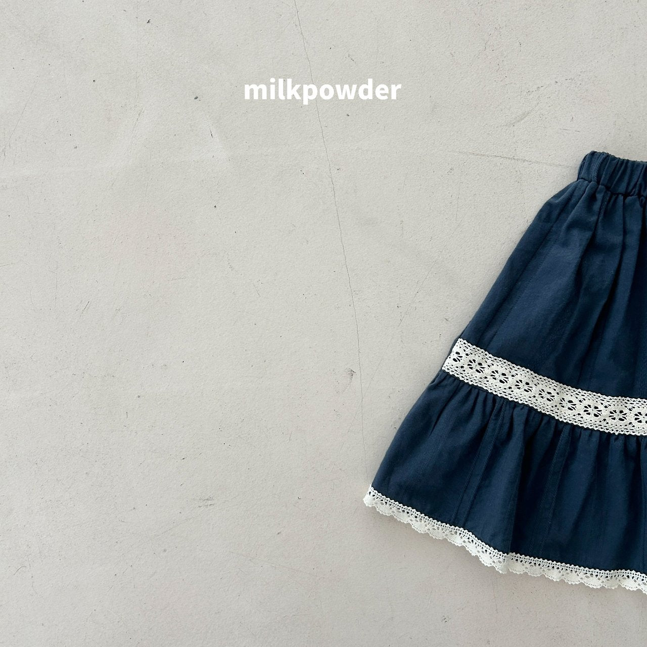 ［milk powder］Mei lace skirt