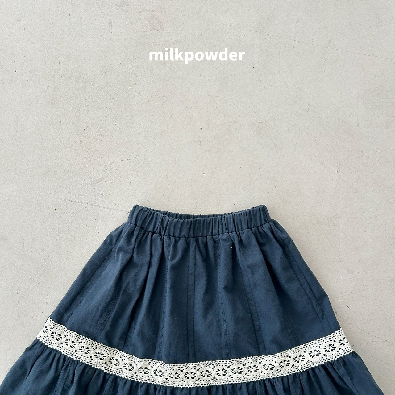 ［milk powder］Mei lace skirt