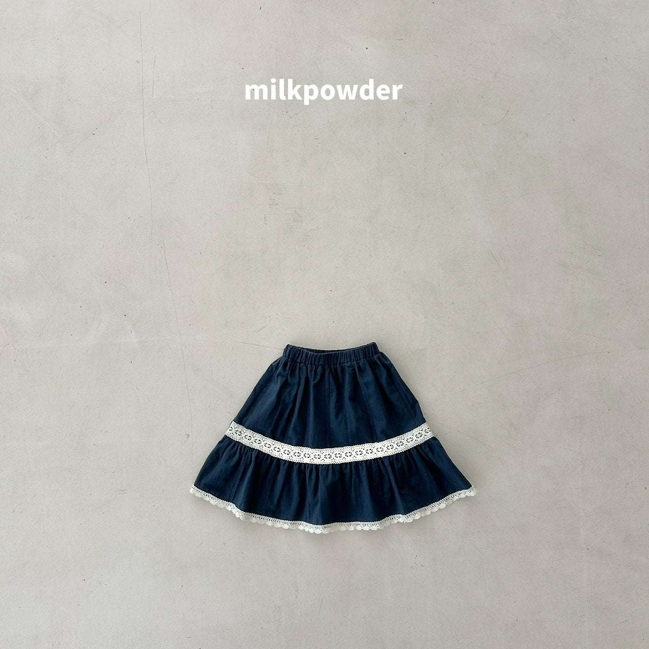 ［milk powder］Mei lace skirt