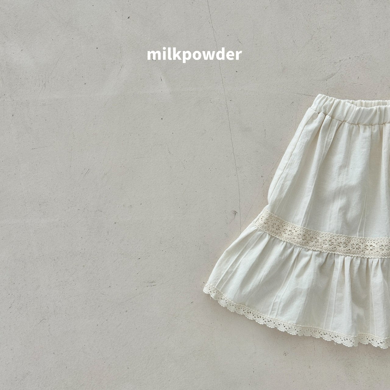 ［milk powder］Mei lace skirt