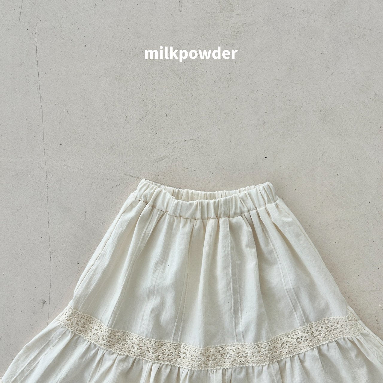 ［milk powder］Mei lace skirt