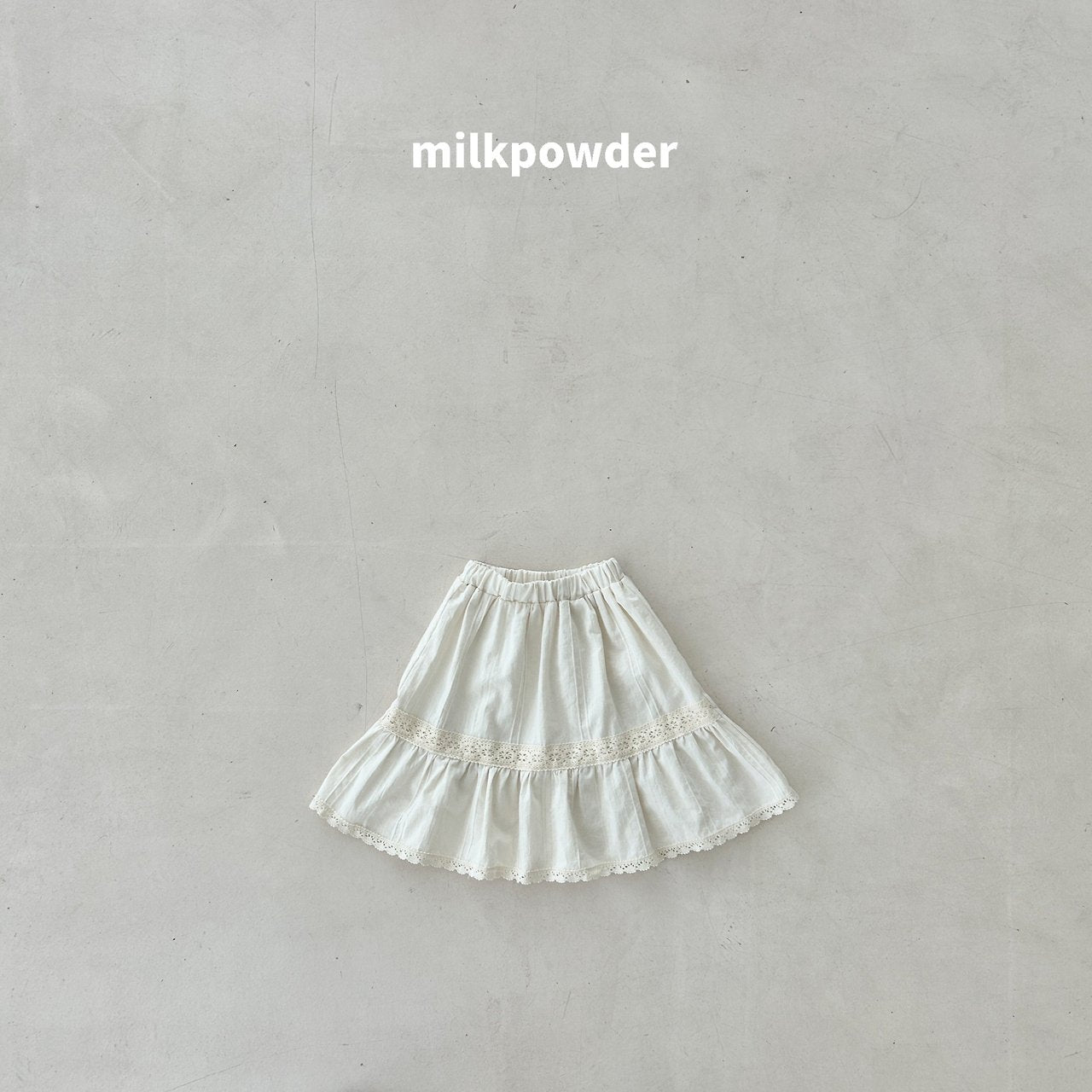 ［milk powder］Mei lace skirt