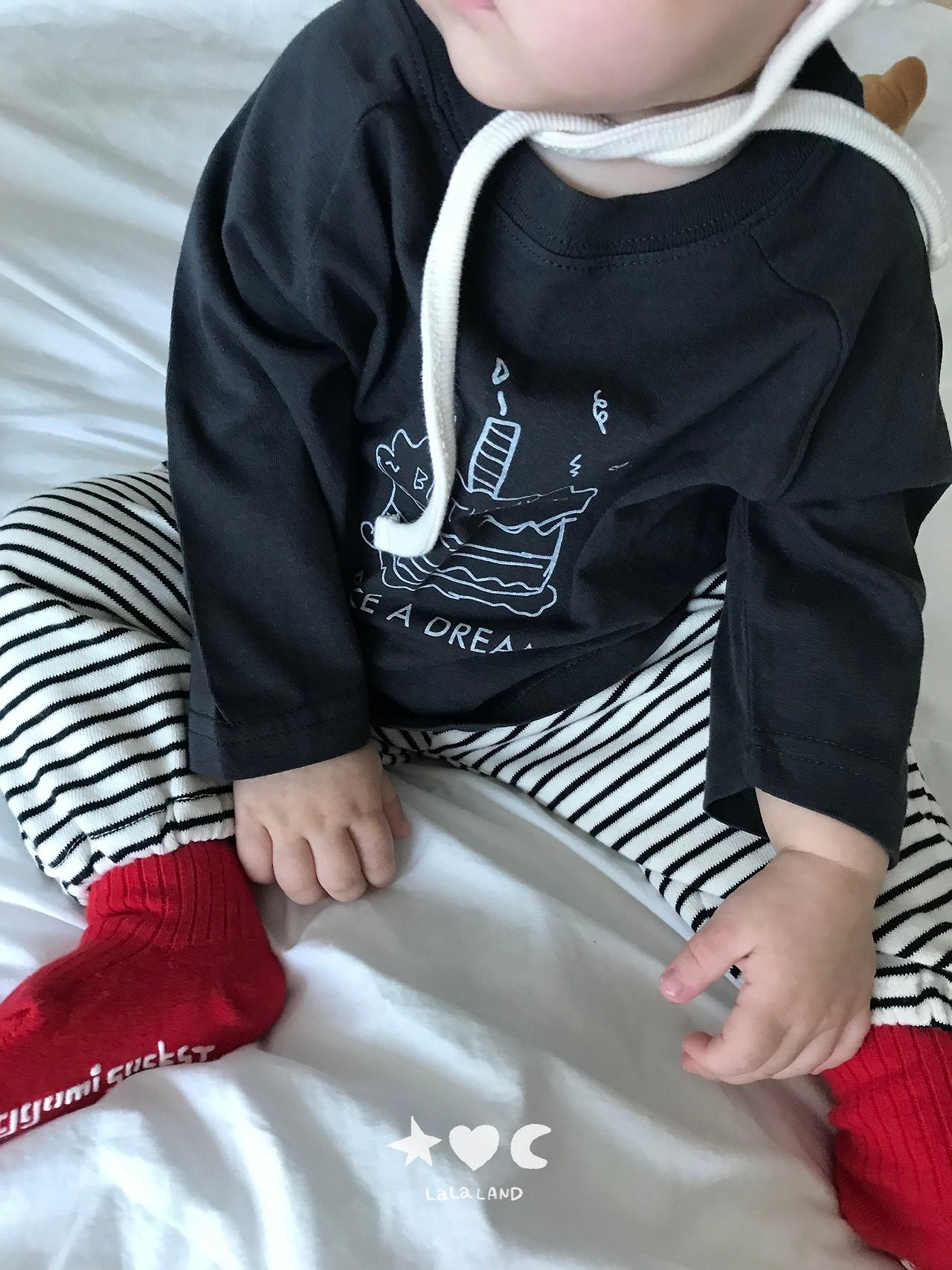 ［Lala land］Happy raglan tee